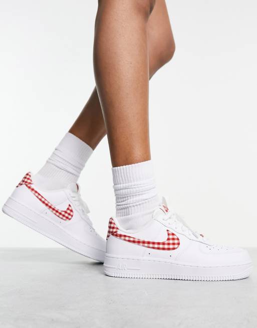 White nike with store red check