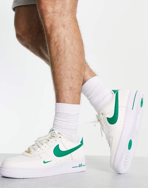 Nike Air Force 1 07 LV8 40th anniversary trainers in sail and green