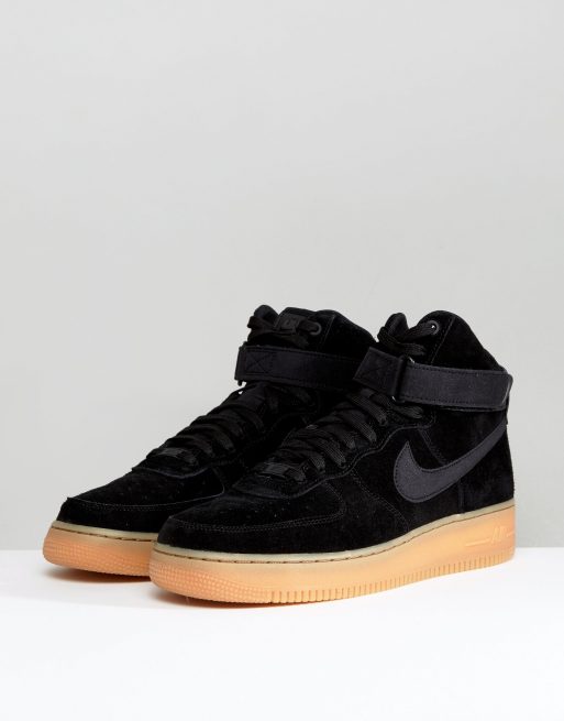 Nike Air Force 1 07 LV8 Baskets montantes en daim Noir ASOS