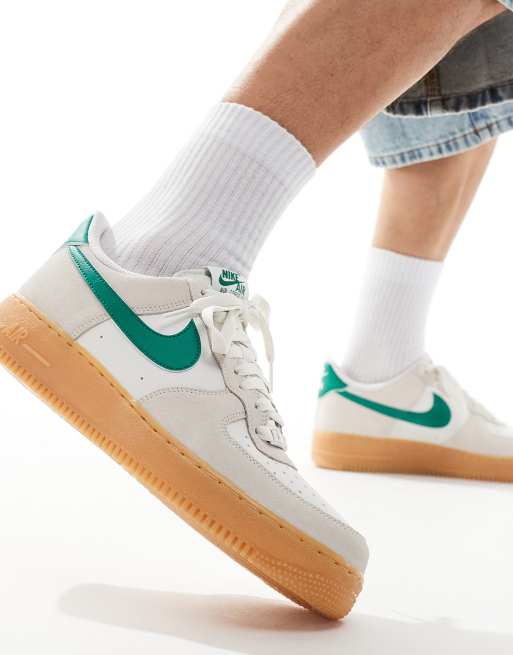 Nike - Air Force 1 '07 LV8 - Baskets - Vert/blanc, 5 de 5