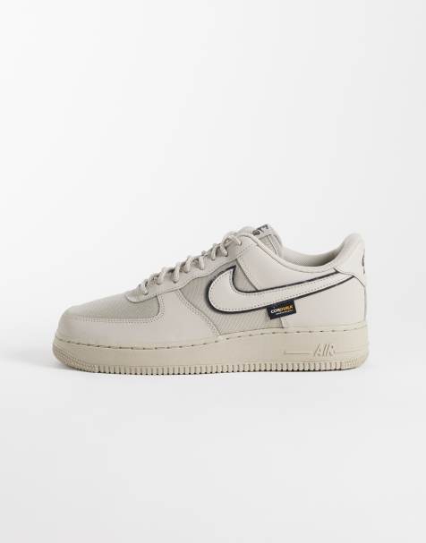 Nike Air Force 1 '07 LV8 Cordura Sneaker in Hellgrau und Schwarz - view 1