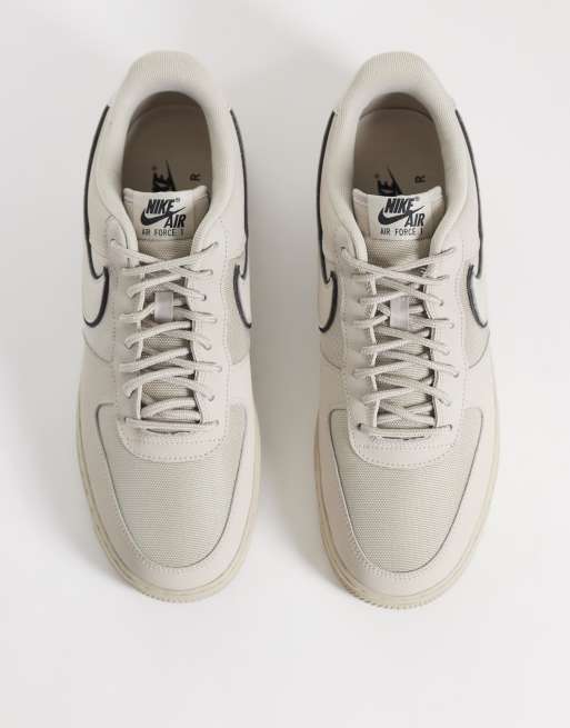 Nike Air Force 1 '07 LV8 Cordura Sneaker in Hellgrau und Schwarz, 3 von 5