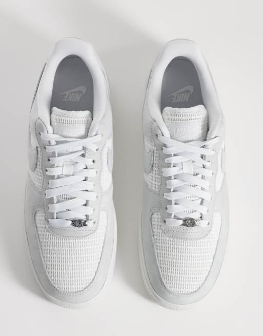 Nike - Air Force 1 '07 LV8 - Hvide og grå sneakers i vævet materiale, 3 af 5