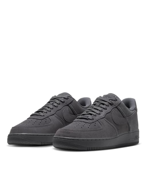Nike Air Force 1 '07 LV8 mockasneakers i grått, 2 av 5
