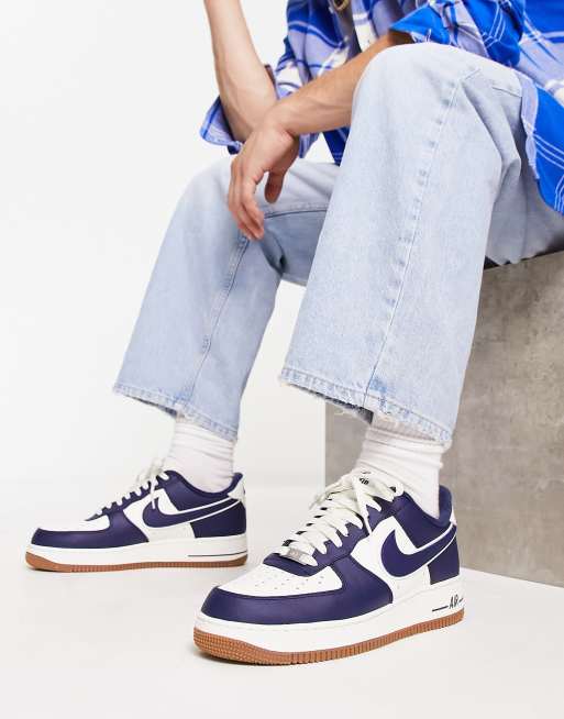 haar Shuraba Maaltijd Nike Air Force 1 '07 LV8 sneakers in navy and brown | ASOS