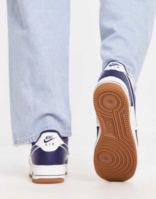 haar Shuraba Maaltijd Nike Air Force 1 '07 LV8 sneakers in navy and brown | ASOS