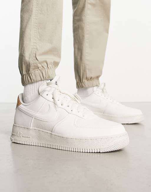 Nike Air Force 1 '07 LV8 Sneakers in stone-Neutral