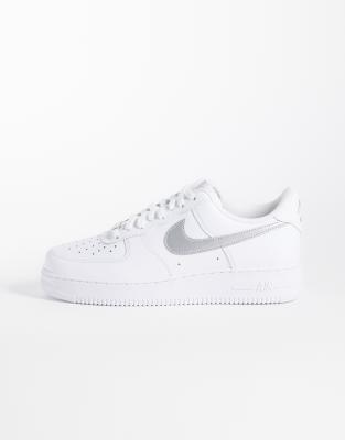 Nike Air Force 1 '07 Lv8 Sneakers In White