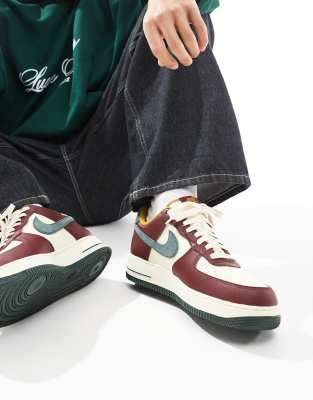 Size 12.0 Nike Nike Air Force 1 '07 LV8 trainers in red, green and sail trainers