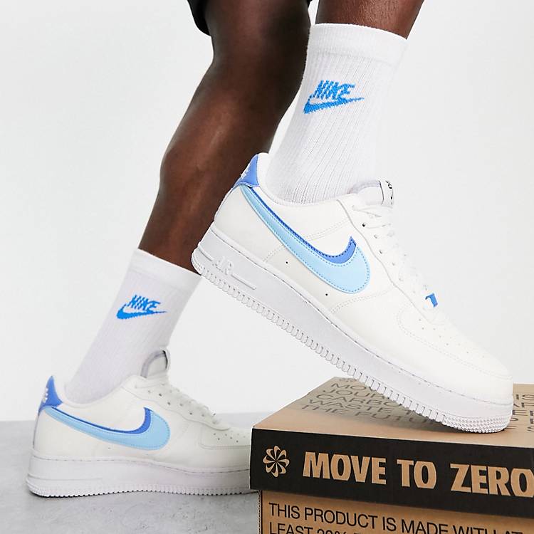 weather steamer Traffic jam Nike Air Force 1 '07 LV8 trainers in white and blue | ASOS