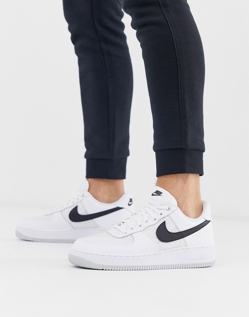 Nike Air Force 1 '07 LV8 trainers in white