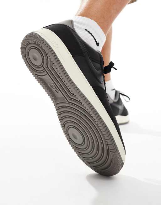 Nike Air Force 1 07 LV8 winter trainers in black and grey ASOS