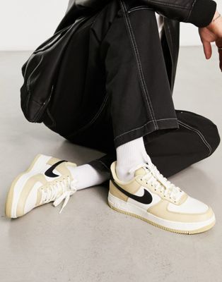 Nike Air Force 1 ’07 LX trainers in gold