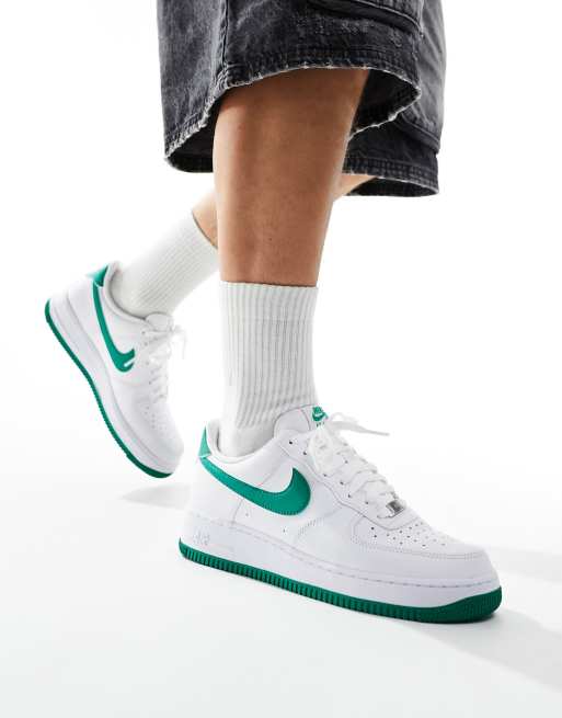 Nike – Air Force 1 '07 Men's – Vita och gröna träningsskor för män , 3 av 5