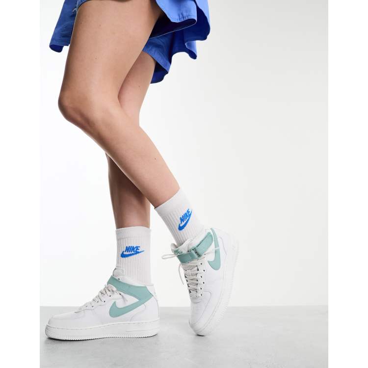 Nike Air Force 1 07 Mid Sneakers alte bianche e blu minerale ASOS