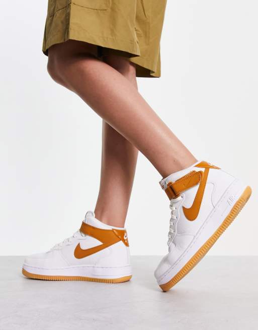 Nike Women's Air Force 1 '07 Shoes