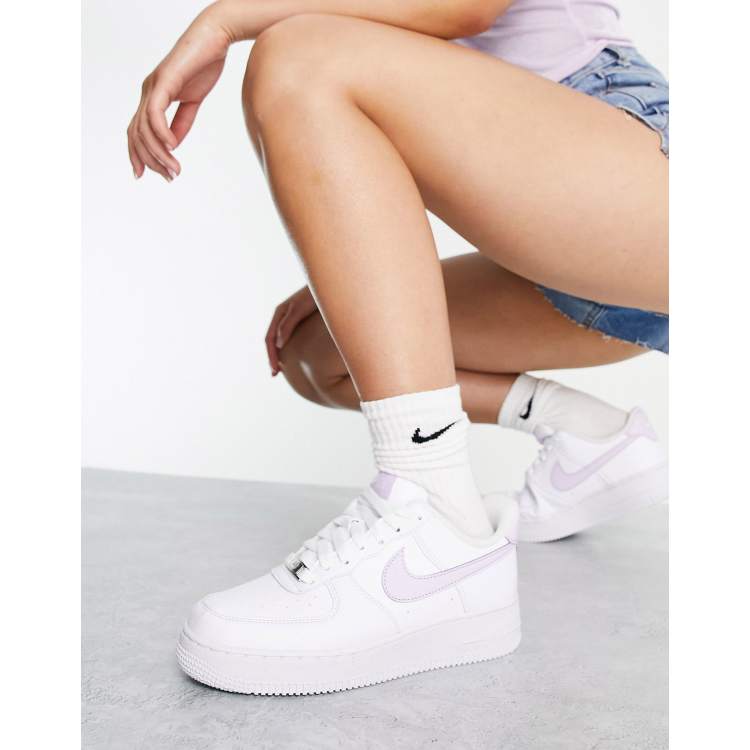 Nike Air Force 1 07 Next Sneaker in WeiB und Flieder ASOS