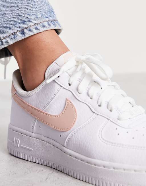 Nike air store force lichtroze