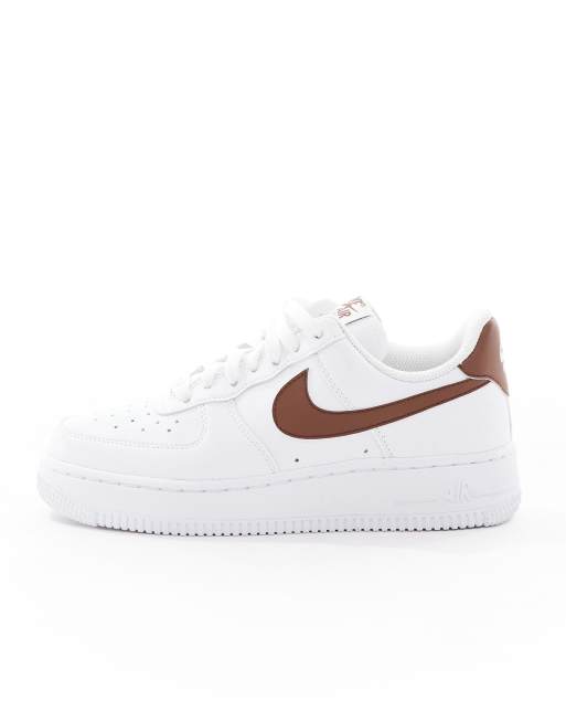 Nike – Air Force 1 '07 NN – Sneaker in Weiß und Braun, 2 von 5
