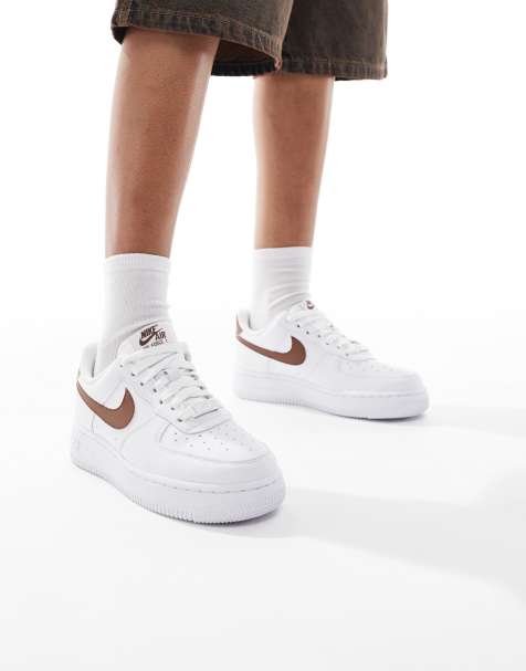 Nike Air Force 1 '07 NN trainers in white and brown - view 1