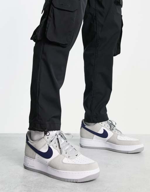 Nike - Air Force 1 '07 - Retro-sneakers i grå og marineblå