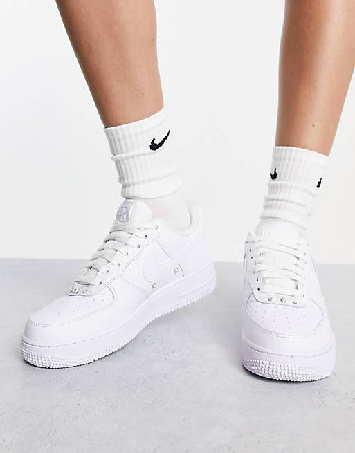 condom temporary Grind Nike Air Force 1 '07 SE sneakers in white and pearl | ASOS