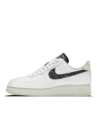 Nike White & Grey Air Force 1 '07 Se Sneakers In White