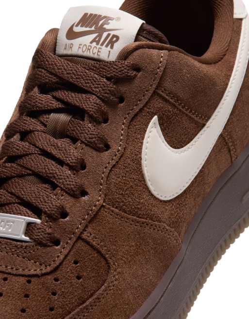 Nike Air Force 1 '07 Sneaker in Dunkelbraun, 3 von 5