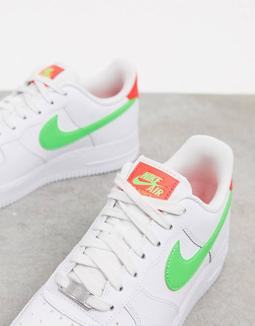 Nike Air - Force 1 '07 - Sneakers bianche con logo fluo
