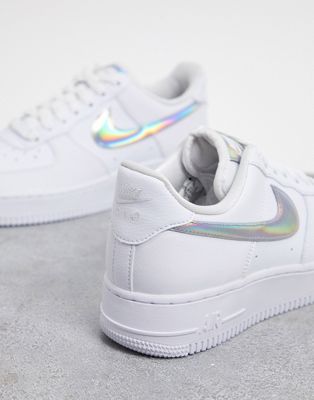 Nike - Air Force 1 '07 - Sneakers bianche e argento metallizzato | ASOS