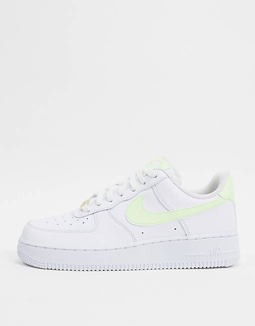 Nike Air - Force 1 '07 - Sneakers bianche e verde fluo | ASOS