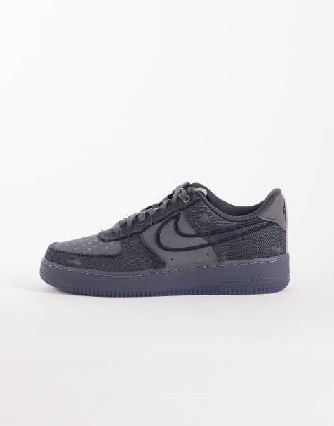 Nike Air Force 1 '07 sneakers in black and gray - view 1
