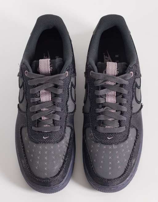 Nike Air Force 1 '07 sneakers in black and gray , 3 of 5
