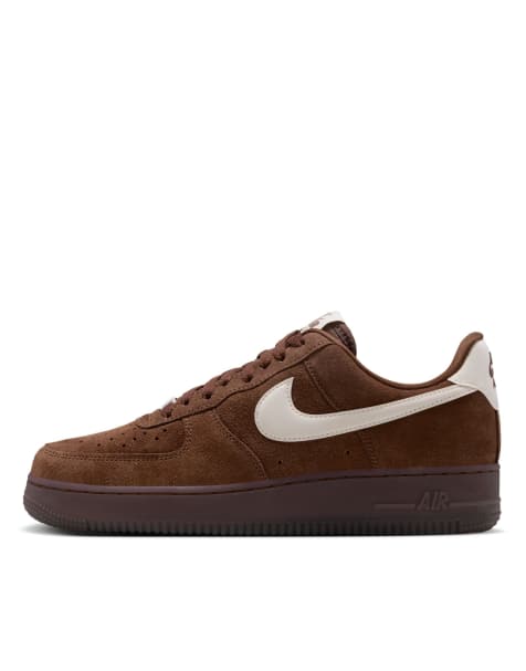 Nike Air Force 1 '07 sneakers in donkerbruin - view 1