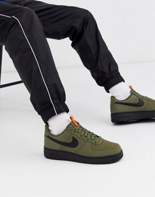 Nike - Air Force 1 '07 -Sneakers in kaki BQ4326-200-Groen