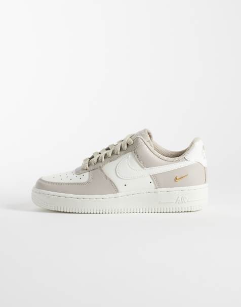 Nike Air Force 1 '07 sneakers in off white and gold - view 1