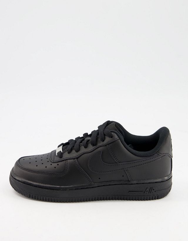 Nike Air Force 1 '07 sneakers in triple black