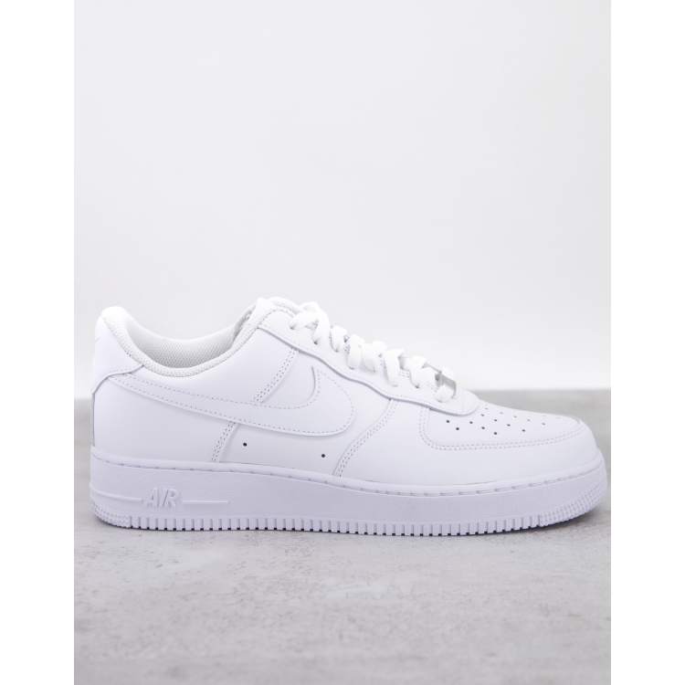 Nike White Air Force 1 '07 Sneakers