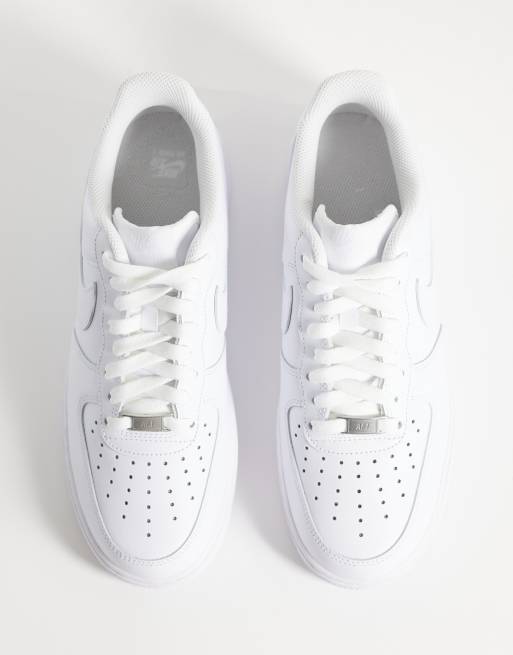 Nike Air Force 1 '07 sneakers in triple white, 3 of 5