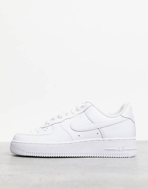 Nike Air Force 1 '07 sneakers in triple white | ASOS