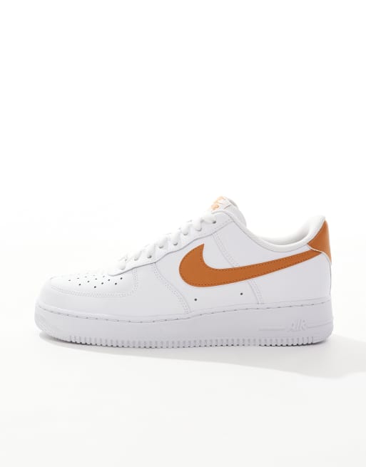 そーです！！ Nike Air Force 1 ホワイト/ブラウン Amazon | [ナイキ] エア フォース 1 '07 [ AIR FORCE 1 '07