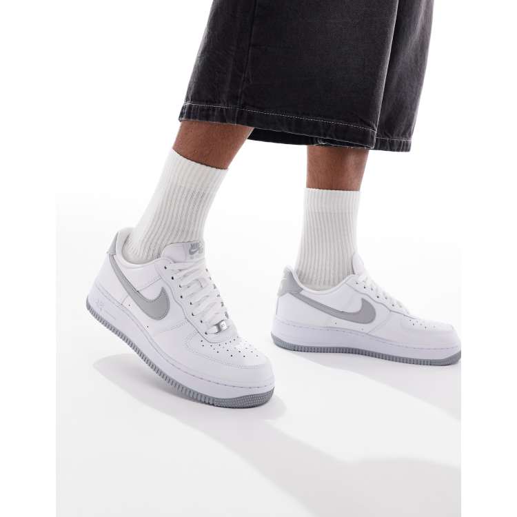 Nike Air Force 1 '07 Sneakers In White And Gray | ASOS
