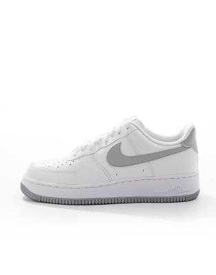 Nike Air Force 1 '07 Sneakers In White