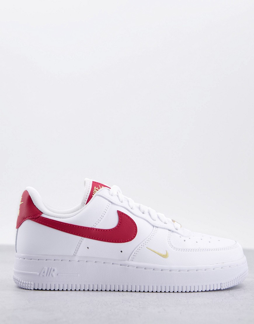 Nike Air Force 1 '07 sneakers in white/gym red