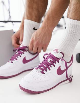 air force 1 07 trainers white bordeaux