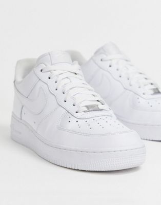 Nike Air Force 1 '07 Sneakers In White | ASOS