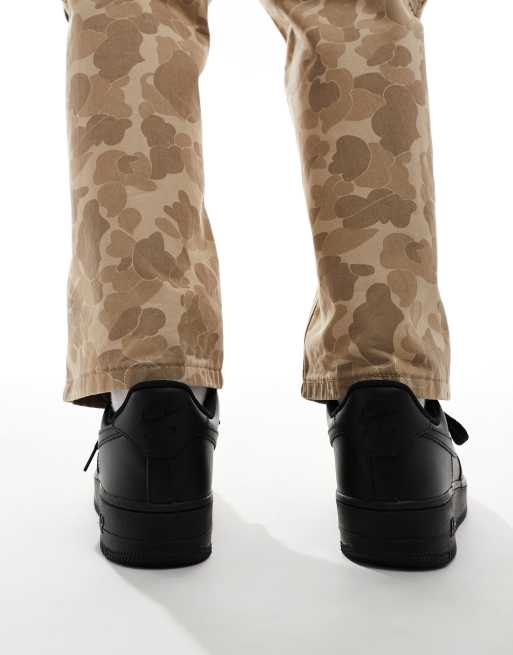 Nike Air Force '07 Sneakers triplo nero ASOS