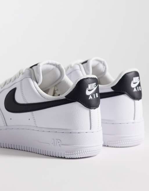 Nike - Air Force 1 '07 - Sort/hvide sneakers, 2 af 5