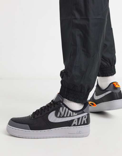 Nike Air Force 1 07 trainers in black BQ4421 002