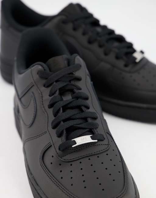 Nike Air Force 1 '07 Trainers In Black